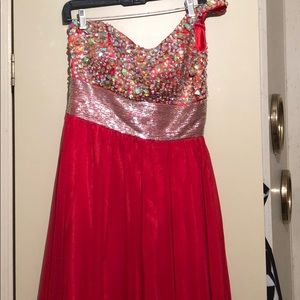 Red prom dress